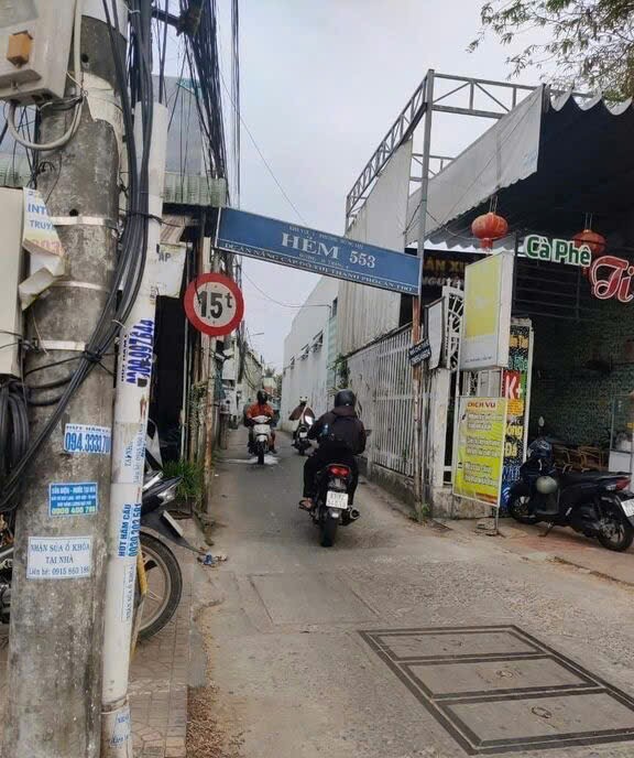 NHÀ TRỆT LẦU MỚI FULL NỘI THẤT HẺM 533 ĐƯỜNG 30/4,GẦN CHỢ DA LIỄU