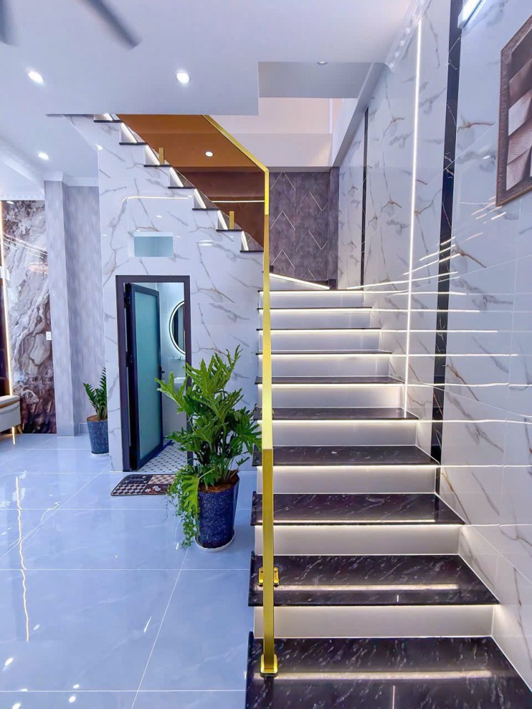 NHÀ 1 TRỆT 1 LẦU TRỤC NHÁNH HẺM 567 HỒ BÚNG XÁNG - GẦN TRƯỜNG ĐẠI HỌC Y DƯỢC VÀ ĐẠI HỌC CẦN THƠ