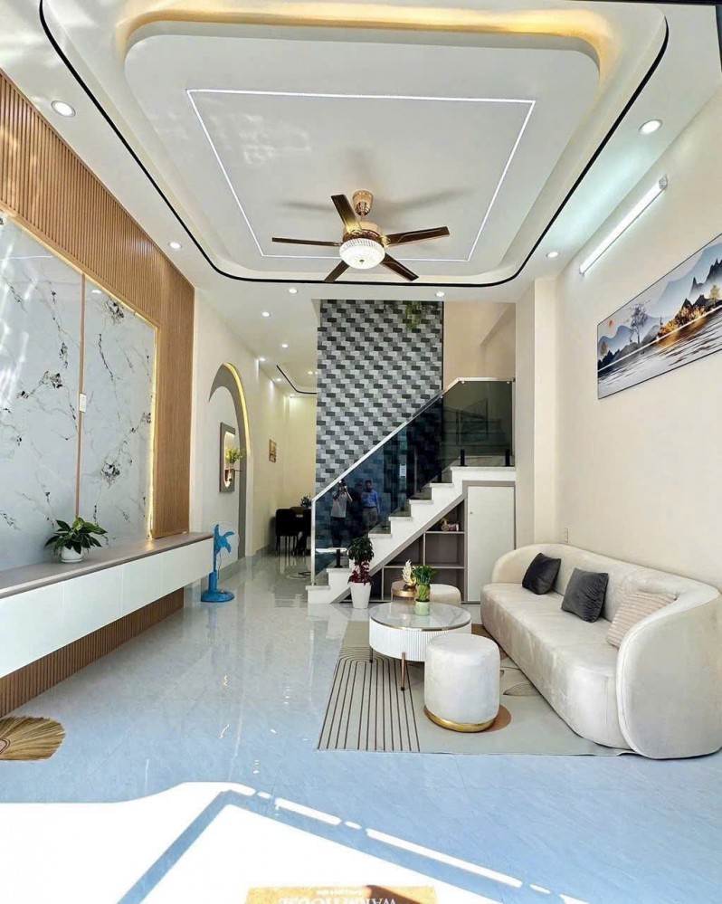 Nhà trệt lầu gần siêu thị Lotte Mậu Thân. Hẻm 9 Phạm Ngọc Hưng, phường Cái Khế, Cần Thơ