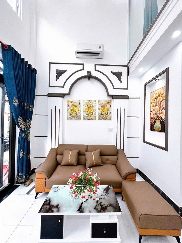 NHÀ TRỆT LỬNG LẦU TRỤC CHÍNH HẺM 90 HÙNG VƯƠNG