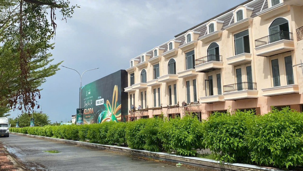 ✅ Bán Lô nhà đất dự án Velora Vạn Phát tại Trung tâm tp.Sóc Trăng ( nay thuộc phường Sóc Trăng TP.Cần Thơ)  ✅Nhận giữ vị trí đẹp, cọc có vị trí, chỉ từ 30tr đã có thể đầu tư.   - Nền 4,2x24, 5x24x 5,5