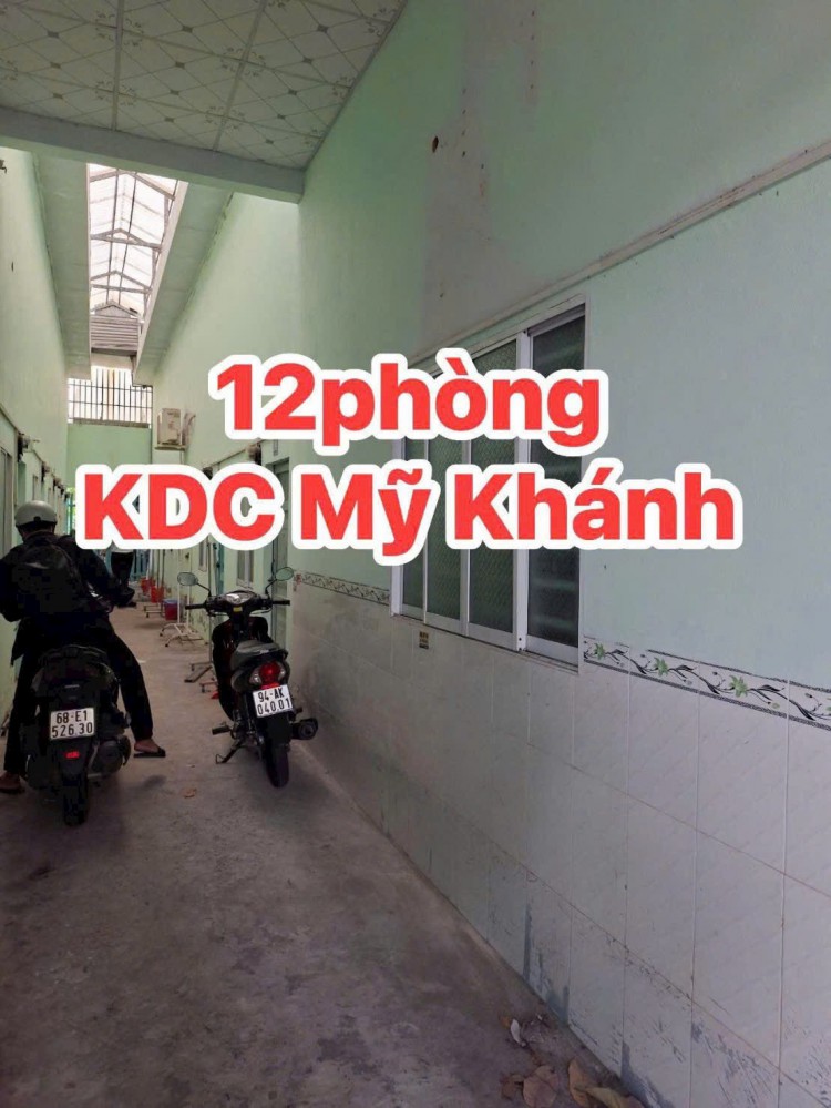 Dãy trọ của gia đình bán nhờ ace bán tiếp cafe 60 triệu Chính chủ bán 12 phòng trọ, kdc Mỹ Khánh, đối diện chợ, có 2 căn 1 trệt 1 lầu Mặt Tiền. - Giá bán: 6 tỷ 950 triệu TL Chính Chủ ( hỗ trợ vay)  -