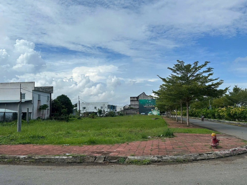 Bán gấp 2 lô góc siêu đẹp !!!!