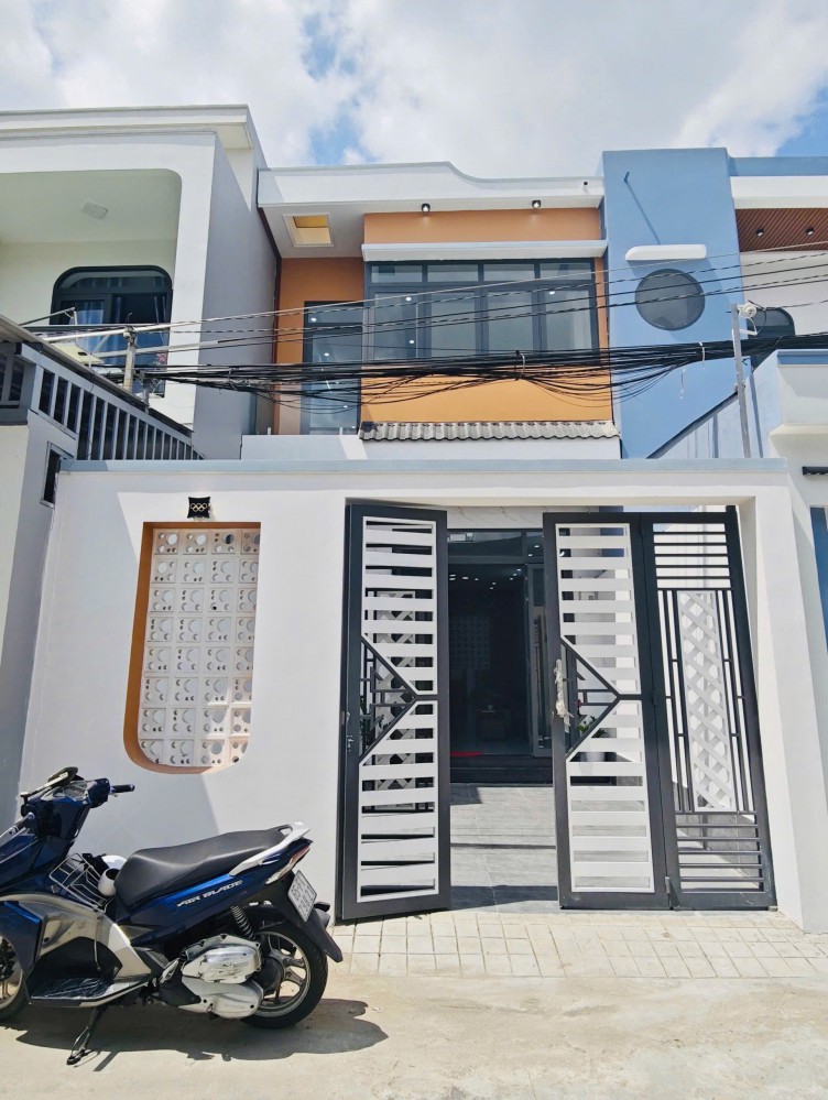 NHÀ MỚI 1 TRỆT 1 LẦU MÂM ĐÚC – TRUNG TÂM CÁI RĂNG