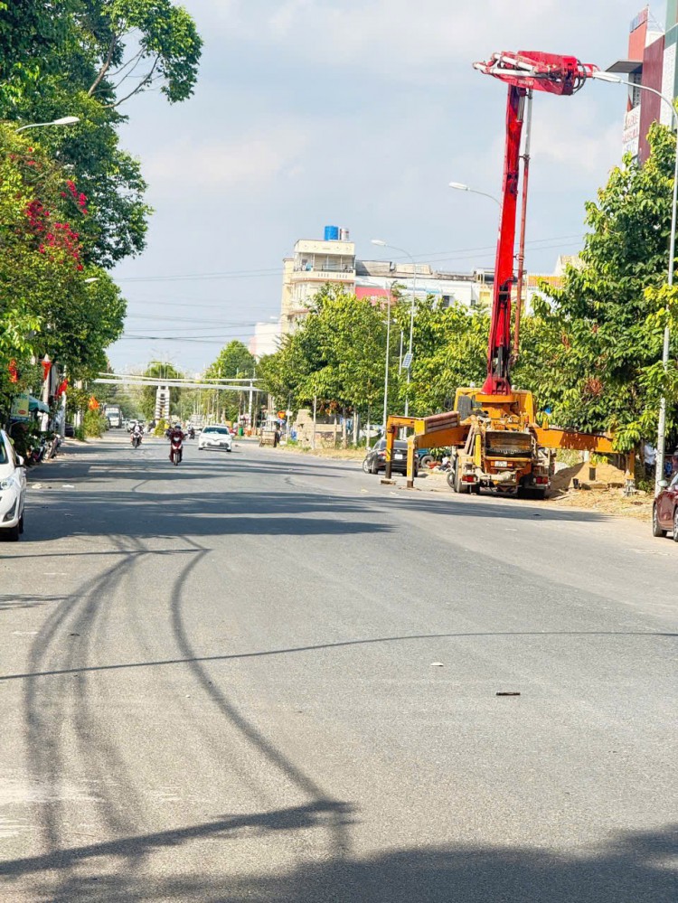 NỀN TRỤC CHÍNH  A1 KDC PHÚ AN – LỘ 30M