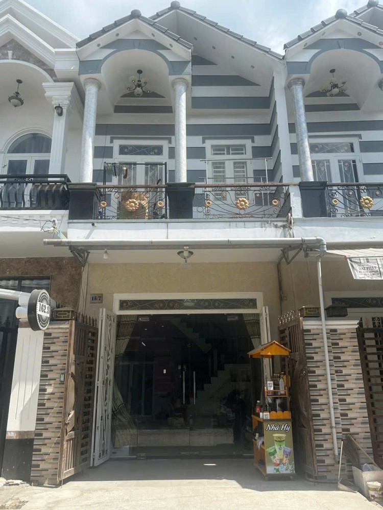 NHÀ TRỆT LẦU MÁI THÁI – HẺM Ô TÔ 8M NGUYỄN VĂN LINH (ĐỐI DIỆN BVĐK TW)