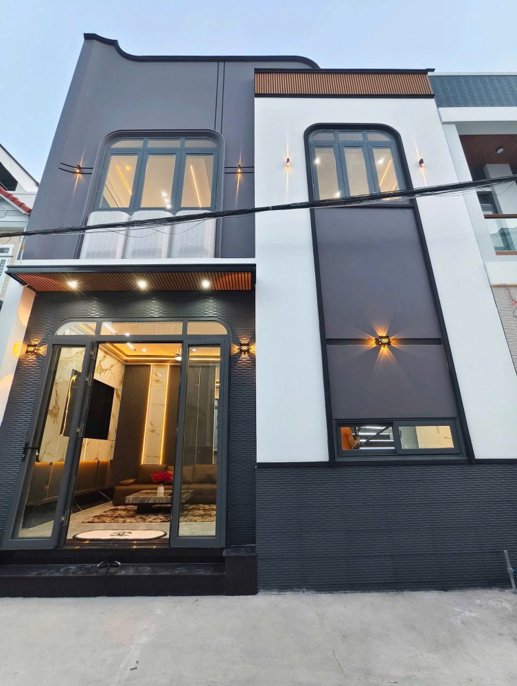 NHÀ TRỆT LẦU – XÂY MỚI 100% – FULL NỘI THẤT CAO CẤP - LỘ Ô TÔ ĐẾN NHÀ