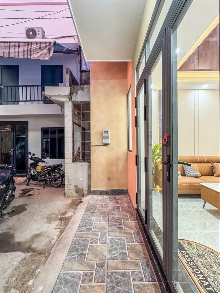 NHÀ TRỆT MỚI ĐẸP – FULL NỘI THẤT – TRUNG TÂM NINH KIỀU