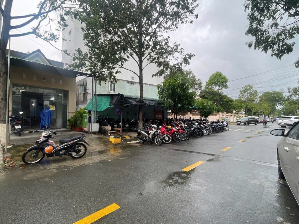 Bán nhà mặt tiền đường Trần Văn Long 4x20 ngay trường cấp 4, kế chợ an khánh Cần Thơ