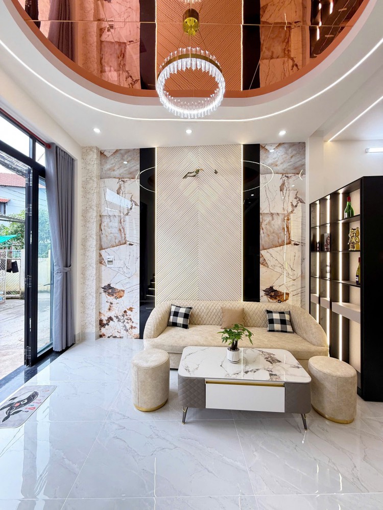 Bán nhà 1 trệt 1 lầu hẻm 12-20 Nguyễn Văn Cừ ( 147 nhánh )