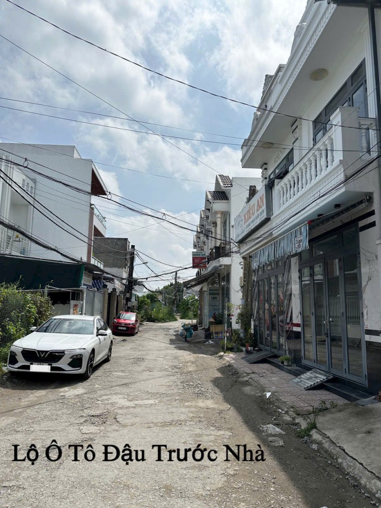 Bán lỗ giảm sâu. nhà trục chính khu dân cư 3 A