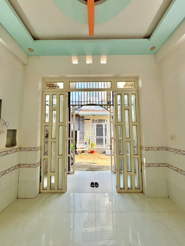 Bán nhà cấp 4 giá rẻ trục chính hẻm 4 Nguyễn Trãi gần chợ Cái Răng