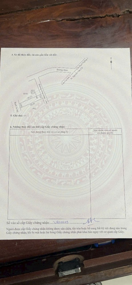 Bán nền hẻm Căn nhà màu Tím sau lưng mặt tiền Bờ Kè liên tổ 12 -20 đường Nguyễn văn cừ.