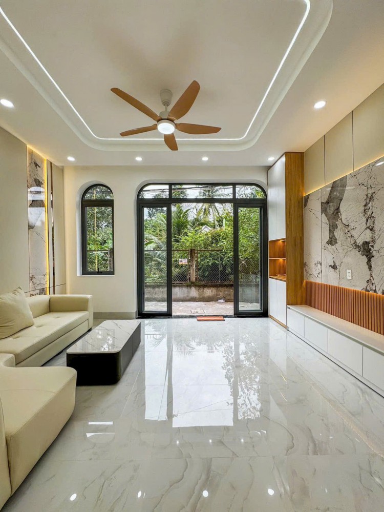 Bán nhà trệt lầu mới Hẻm 7 Trần Vĩnh Kiết