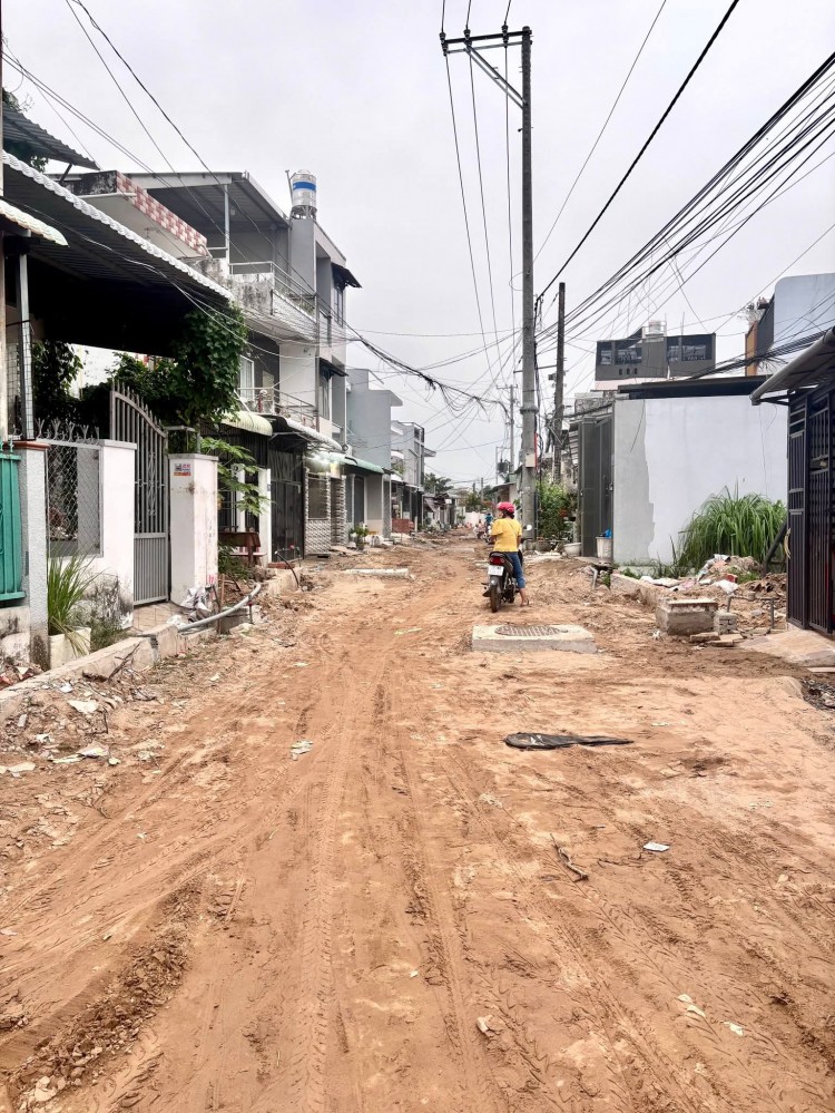 Bán nhà mặt tiền Hoa Viên Thành Đạt - Trần Nam Phú