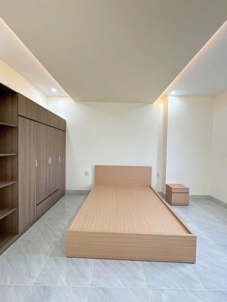 Bán nhà trệt lửng diện tích rộng Đường Nguyễn Văn Linh gần DH Y Dược