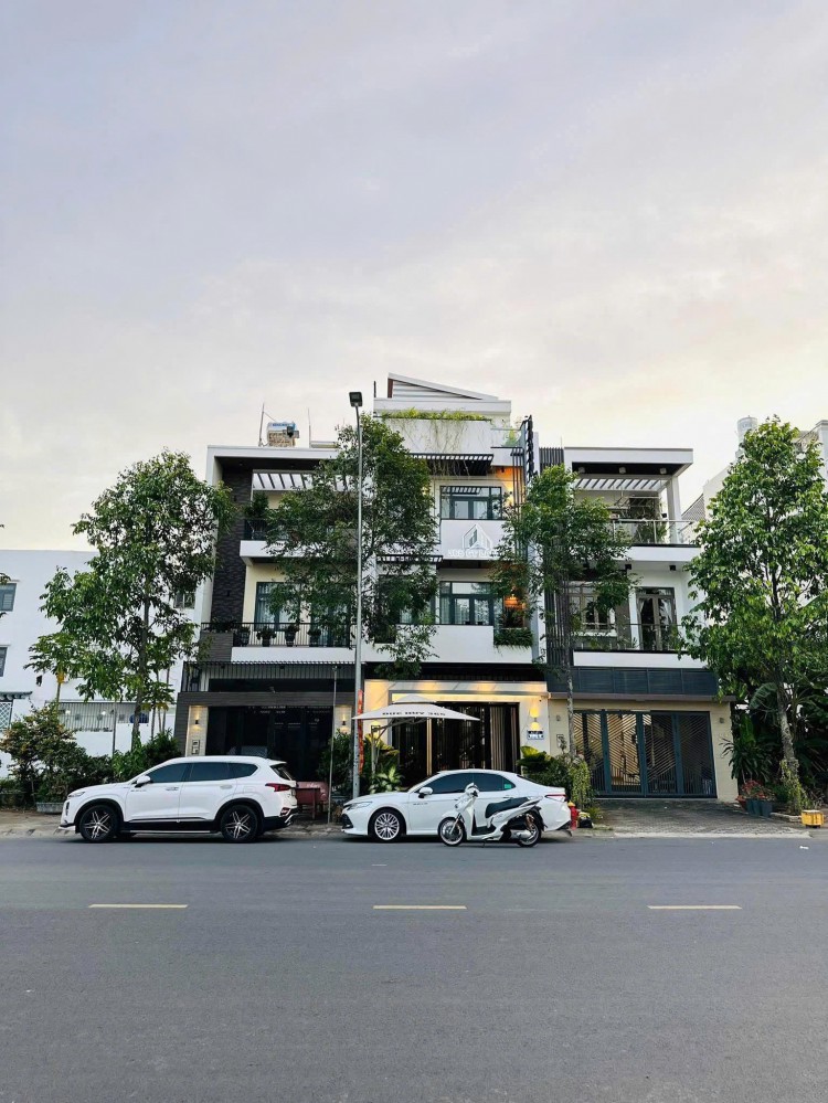 Bán nhà mặt tiền đường lớn Lộ giới 30m. Số 27 Đường Nguyễn Văn Lưu (1B) KDC Nam Long đối diện Bách Hoá Xanh.