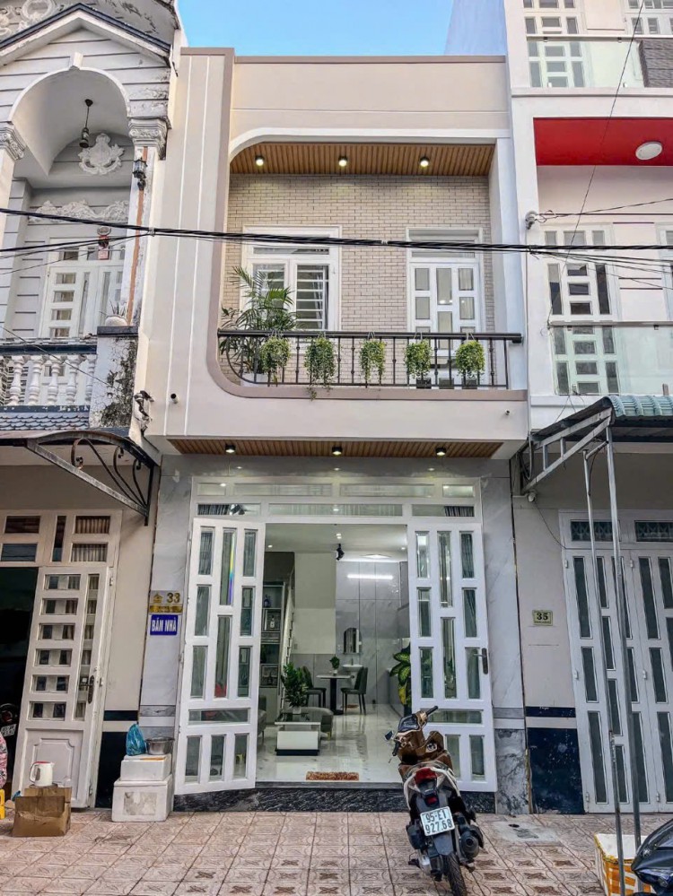 Bán tiếp căn nhà trệt lầu nhà số 33 Đường 22 khu Thới nhựt 1 ,Phường Tân An .TP cần Thơ