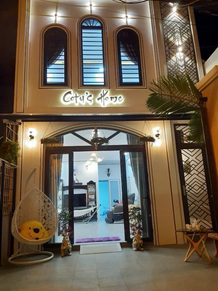 BÁN NHÀ CÓ DIỆN TÍCH SIÊU LỚN 200m2 TRANG BỊ TIỆN NGHI HIỆN ĐẠI NGAY GIỮA CẦU QUANG TRUNG KHU TẤP NẬP Ở GIỮA TP CẦN THƠ