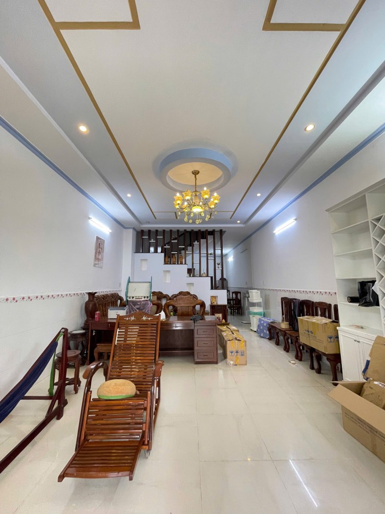 CHỦ GỞI !!! CHO THUÊ (NHÀ TRỆT 2 LẦU FULL NỘI THẤT KDC 586 CẦN THƠ)