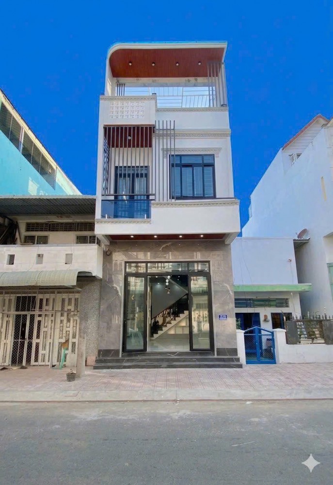 Bán nhà mới 1 Trệt 2 Lầu, vừa hoàn thiện xong. Nhà toạ lạc tại 215. Đường Ngô Thì Nhậm KDC An Khánh, P. Tân An, TP CẦN THƠ.