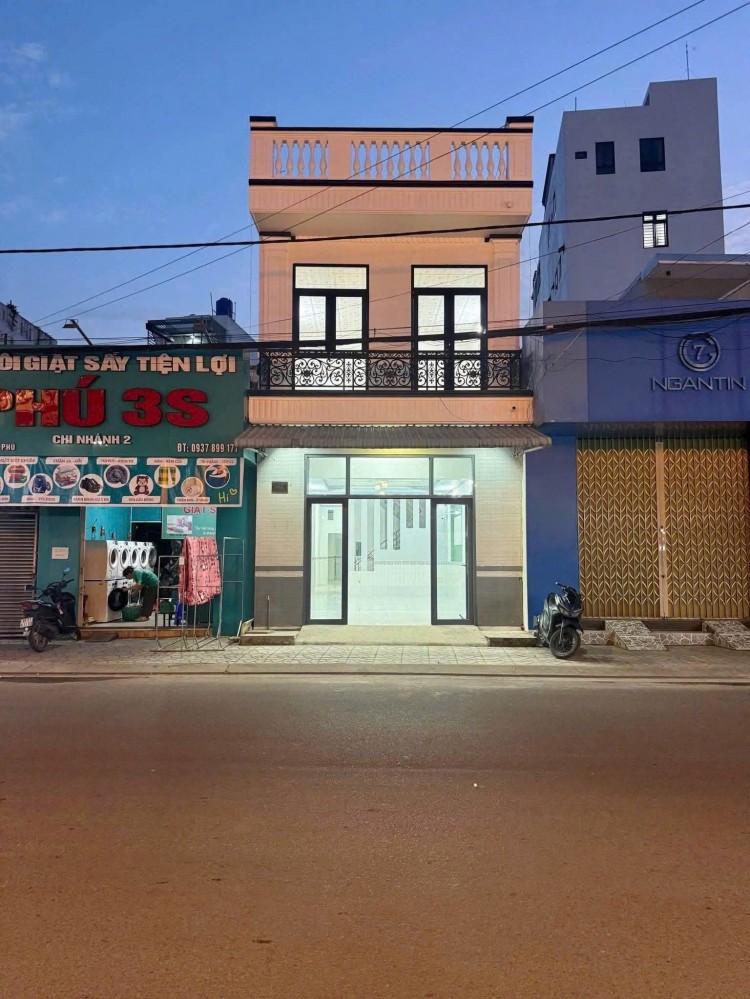 BÁN NHÀ MẶT TIỀN ĐƯỜNG TRẦN NAM PHÚ CẦN THƠ - KHU VỰC TẬP TRUNG KINH DOANH