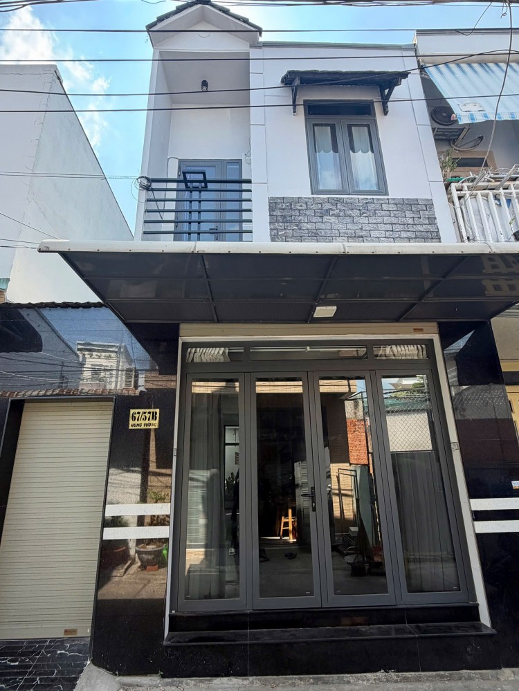 Bán Nhà Trệt Lầu Hiện Đại Hẻm 67 Hùng Vương Cách Vincom 500M Trung Tâm Ninh Kiều TPCT