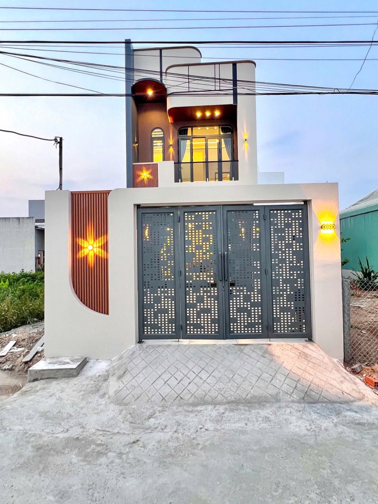 BÁN NHÀ CÓ SÂN ĐẬU OTODÀI 7,2m - CÓ PHÒNG NGỦ TẦNG TRỆT - ĐƯỜNG NGUYỄN VĂN LINH, GẦN SIÊU THỊ AEON MALL ĐANG XÂY DỰNG, TP CẦN THƠ