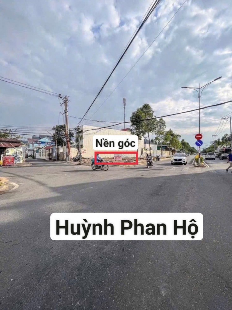 NỀN GÓC 2 MẶT TIỀN THUẬN TIỆN KINH DOANH MUA BÁN - TOẠ LẠC MẶT TIỀN ĐƯỜNG HUỲNH PHAN HỘ - PHƯỜNG BÌNH THỦY