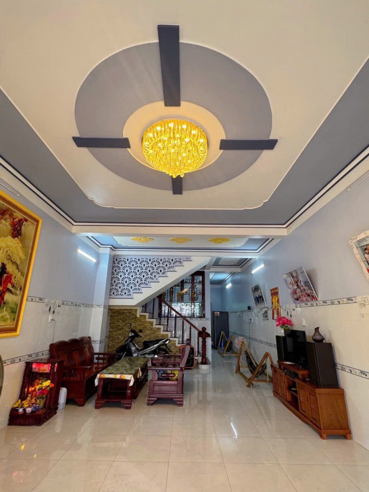 NHÀ 1trệt 2 lầu trục chính khu Công Nghiệp Bình Minh Mekong . Vị trí đẹp thuận tiện kinh doanh mua bán mọi nghành nghề