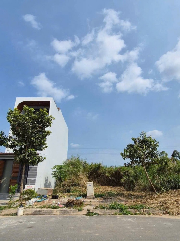 VỊ TRÍ NỀN SÁNG ĐẸP GIÁ TỐT  Bán Nền 100m2 - Đường A3 - KDC Phú An - P.Hưng Phú, TP Cần Thơ.