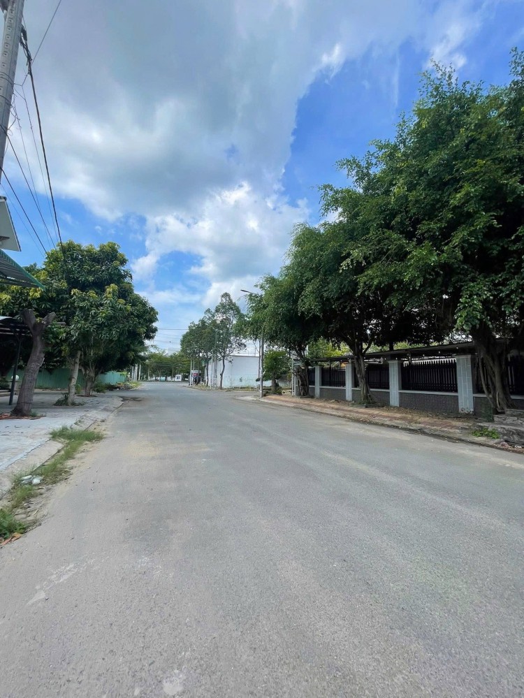 NỀN LỘ 30M KDC NÔNG THỔ SẢN - 100M2 - GIÁ 3,5 TỶ