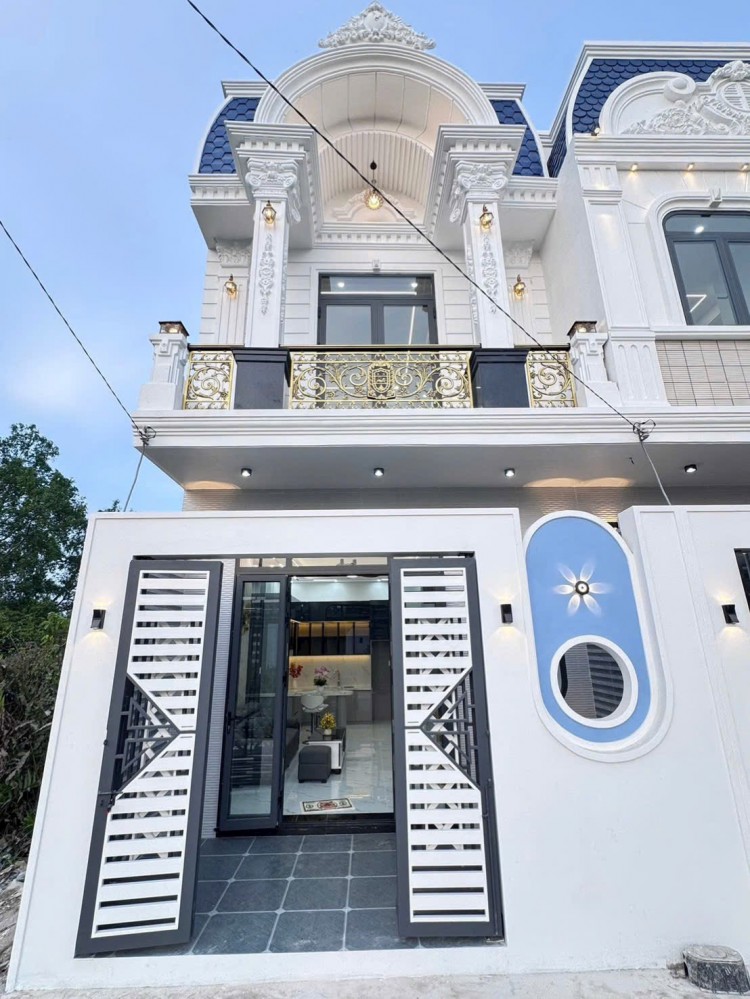 BÁN NHÀ GẦN BỆNH VIỆN NHI ĐỒNG VÀ TRƯỜNG ĐẠI HỌC FPT 500m  NHÀ 1TRỆT 1LẦU GIÁP KHU DÂN CƯ DẦU KHÍ, PHƯỜNG LONG TUYỀN, TP. CẦN THƠ