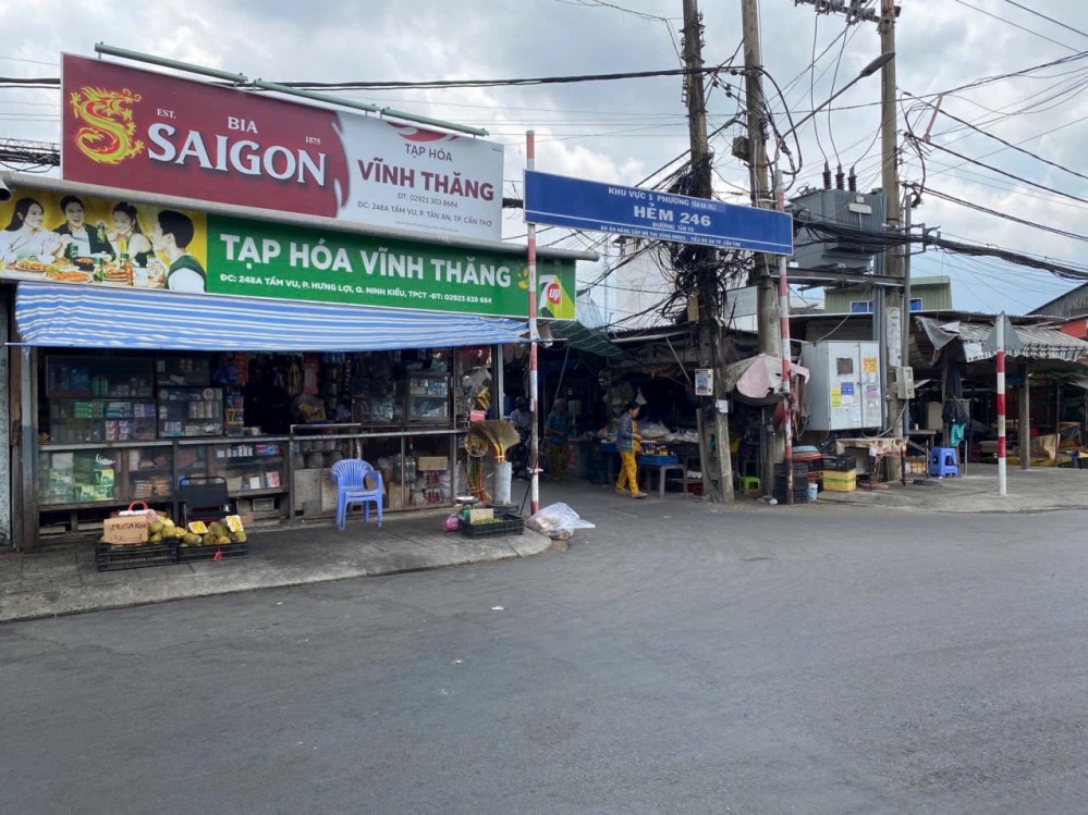 Cần bán nền hẻm 246 chợ Tầm Vu, phường Tân An, Cần Thơ Dt: 3.75*18,4 odt