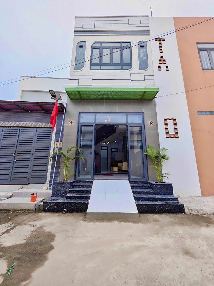 CẦN BÁN NHÀ LỆCH TẦNG XÂY MỚI 100% HẺM 48 ĐƯỜNG HUỲNH PHAN HỘ (SAU LƯNG UỶ BAN TRÀ AN CŨ) TP CẦN THƠ