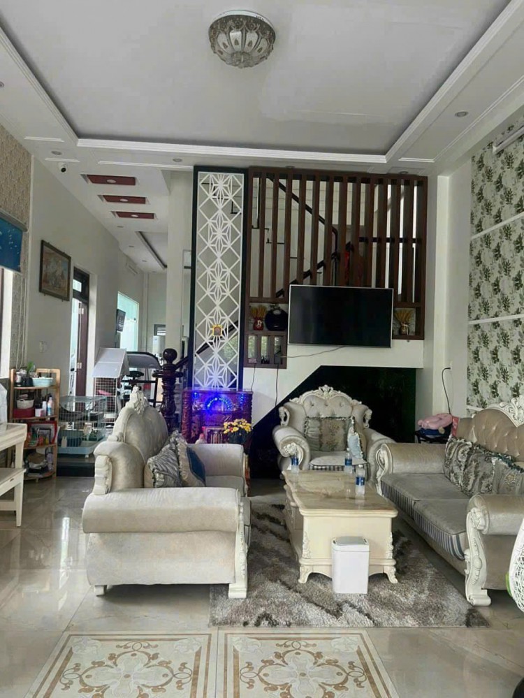 HÀNG HIẾM - NHÀ GỐC 2 MẶT TIỀN ĐƯỜNG SỐ 11 KHU HỒNG PHÁT ( THÔNG THẲNG RA TRẦN HOÀNG NA )