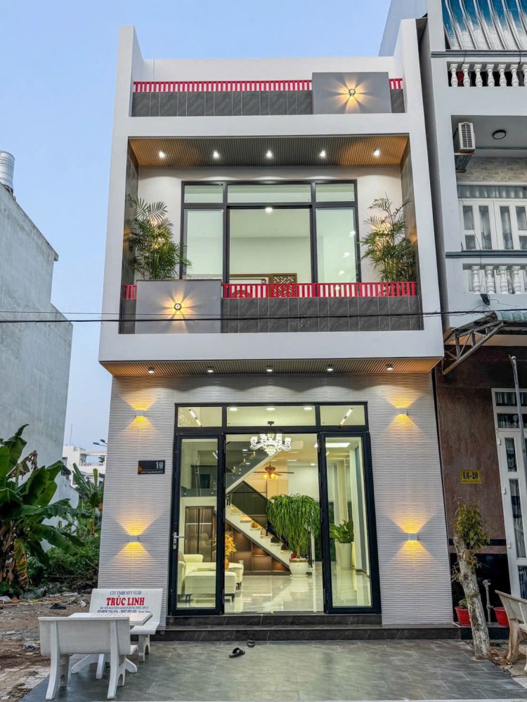NHÀ TRỆT LẦU XÂY MỚI FULL NỘI THẤT - ĐƯỜNG 7A KHU DÂN CƯ VĂN HOÁ TÂY ĐÔ, P CÁI RĂNG, TP CẦN THƠ