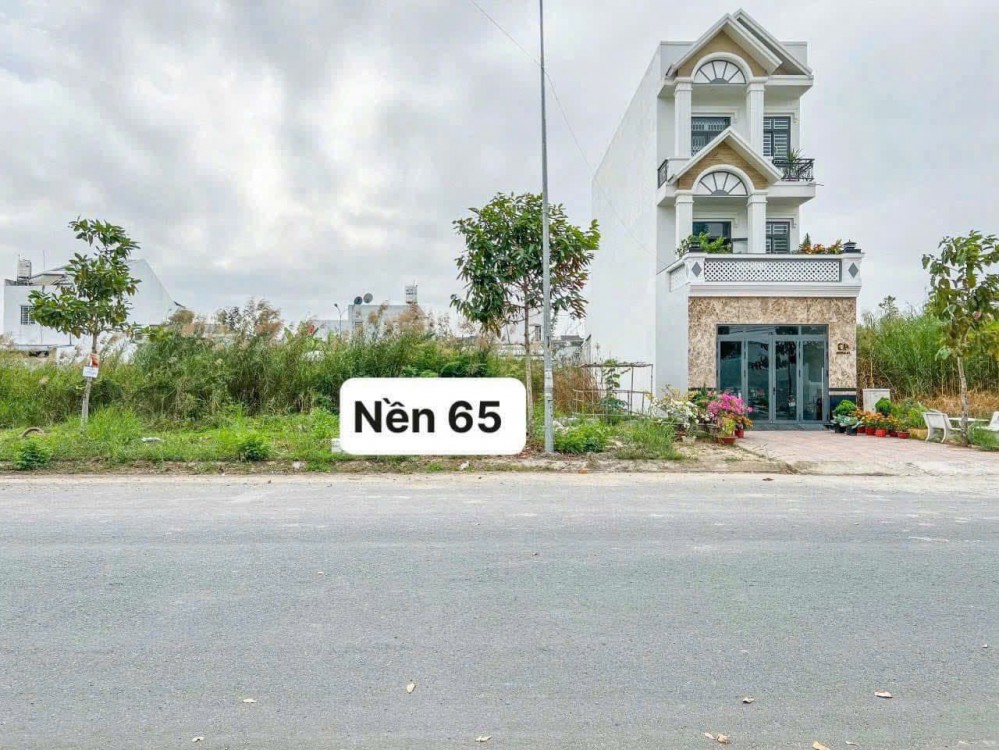 Nền mặt tiền Đại Lộ - lộ giới rộng 30 mét - Nam Cần Thơ (ko có con lươn giữa rất thoáng) NỀN TRỤC CHÍNH A1 KDC PHÚ AN