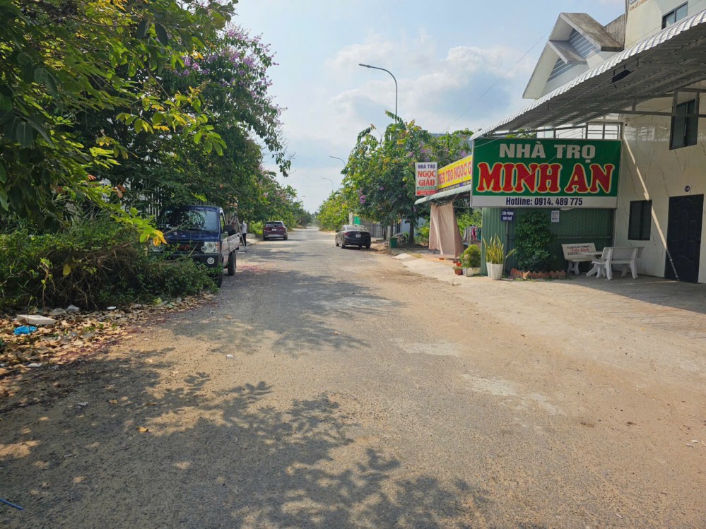 BÁN NỀN SỔ HỒNG ĐƯỜNG B3 KDC TÂN PHÚ - 126M2 - GIÁ 2,2 TỶ