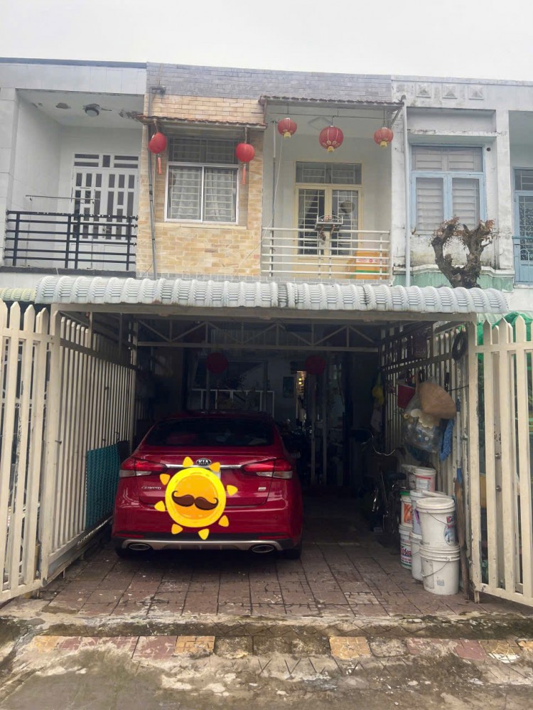 CHỦ GỬI Bán nhà 1 lầu đường số 44 KDC 586, cách chợ 200m TP Cần Thơ