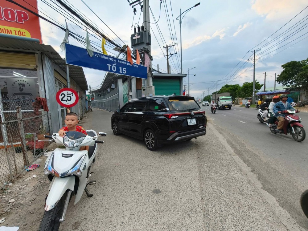 CẦN BÁN NỀN TRỤC CHÍNH ( KDC SƠN THỦY CỦ ) CÁCH LỘ LỚN ĐƯỜNG NGUYỄN VĂN LINH 40M NAY TỔ 15 BÌNH PHÓ A, PHƯỜNG LONG TUYỀN, TP.CẦN THƠ