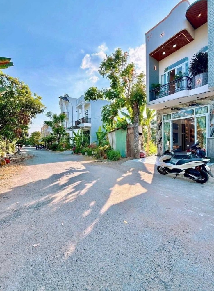 NHÀ TRỆT LẦU THIẾT KẾ HIỆN ĐẠI MỚI HOÀN THIỆN GẦN BỆNH VIỆN PHƯƠNG CHÂU & ĐẠI HỌC Y DƯỢC