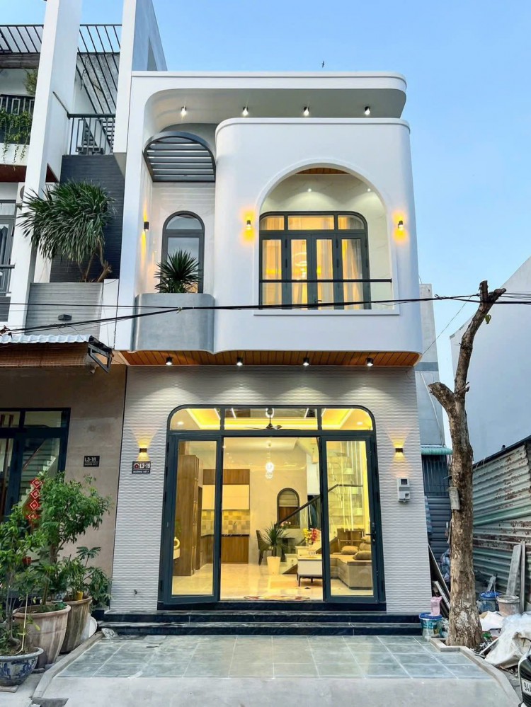 NHÀ 1 TRỆT 1 LẦU ĐƯỜNG SỐ 7 KDC VĂN HOÁ TÂY ĐÔ, GẦN CHỢ VÀ TRƯỜNG HỌC 200M, 3 PHÒNG NGỦ,CÁI RĂNG -TP CẦN THƠ