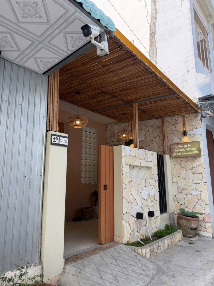 NHÀ KINH DOANH (CÓ SẴN MÔ HÌNH SPA) HẺM BỜ KÈ MẠC THIÊN TÍCH - NGANG ĐHCT
