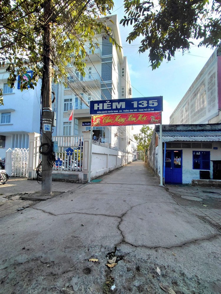 BÁN NỀN HẺM 135 ĐƯỜNG NGUYỄN TRUYỀN THANH, BÌNH THỦY, CẦN THƠ
