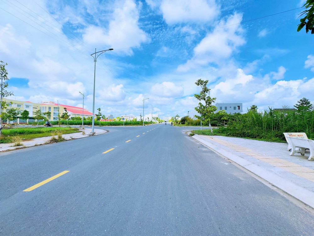 Nền 6 x 17 _ Mương hở hong 4m _ Trục chính TĐC An Bình _ Hướng Tây Bắc _ Lộ giới 20m _ HS chủ gốc