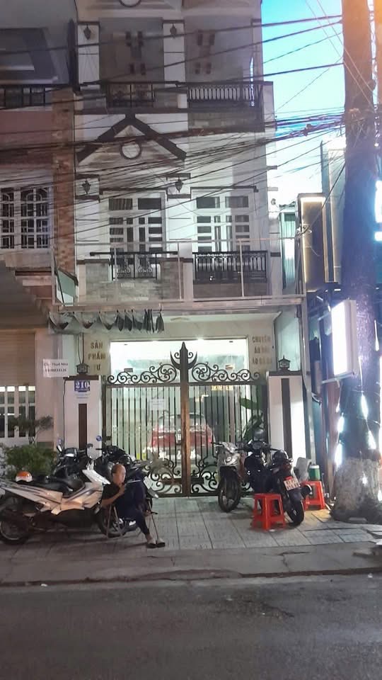 CHO THUÊ NHÀ MỚI ĐẸP MẶT TIỀN NGUYỄN HIỀN