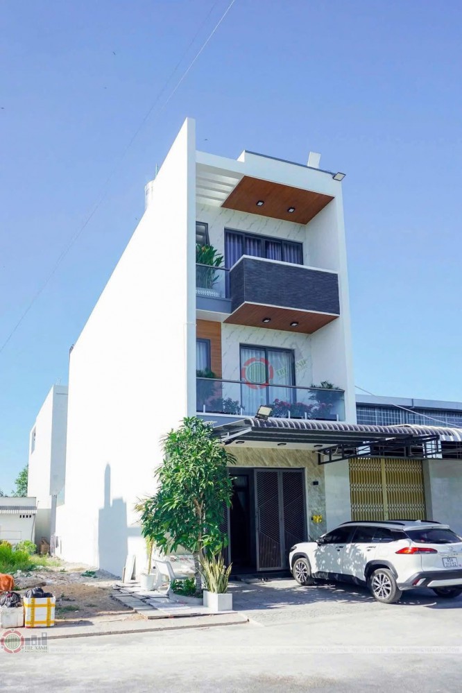 Giảm giá, Bán GẤP nhà rẻ nhất khu. Nhà kiên cố mới đẹp KDC Hồng Loan 6A. 1 Trệt 2 Lầu và sân thượng đã dán gạch sẵn.