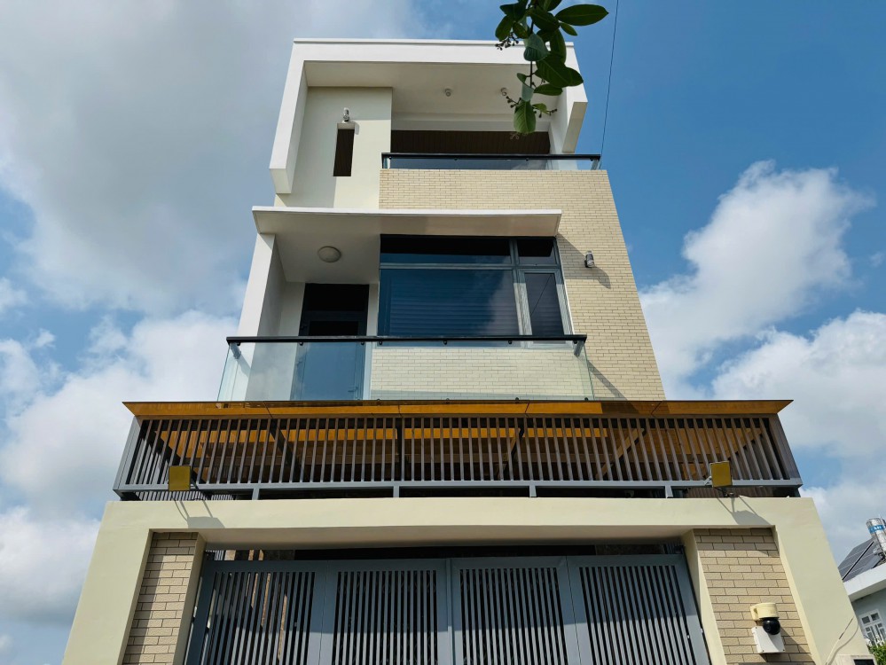 Nhà 2 lầu xây ở kiên cố KDC VĂN HOÁ TÂY ĐÔ