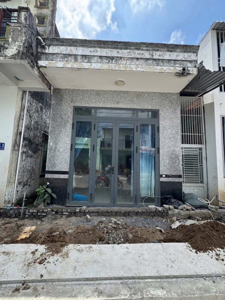 BÁN NỀN TẶNG NHÀ CẤP 4,MẶT TIỀN CÂY GÒN, ĐƯỜNG TRẦN NAM PHÚ THÔNG QUA HẺM LÒ MỔ, P. TÂN AN, CT